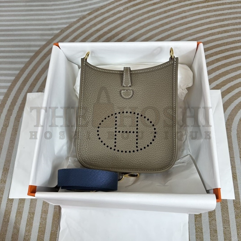 H**me5 Evelyn Bags Master Quality