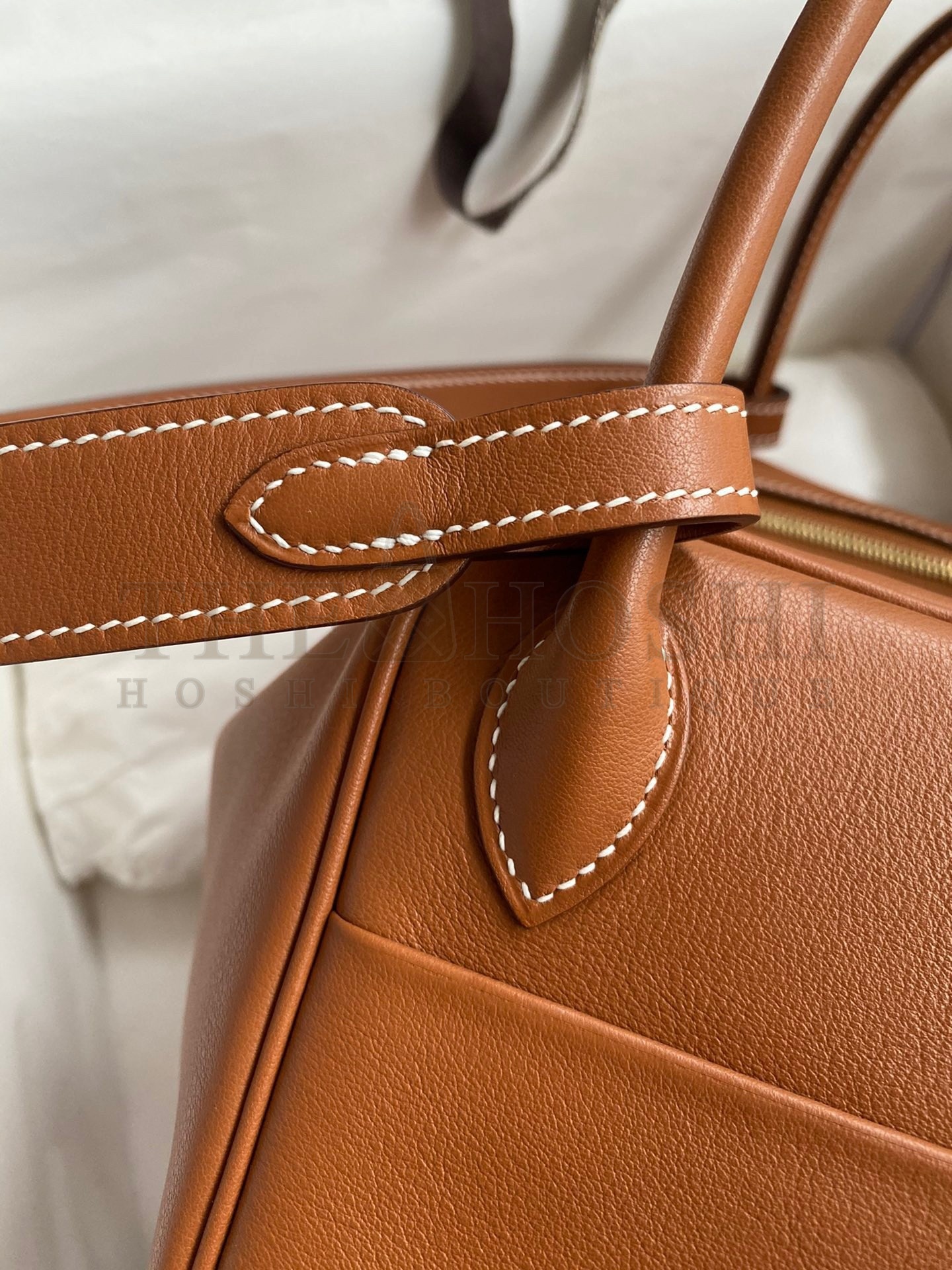 H**me5 Lindy 26 Handmade Bag In Gold Swift Calfskin Master Quality