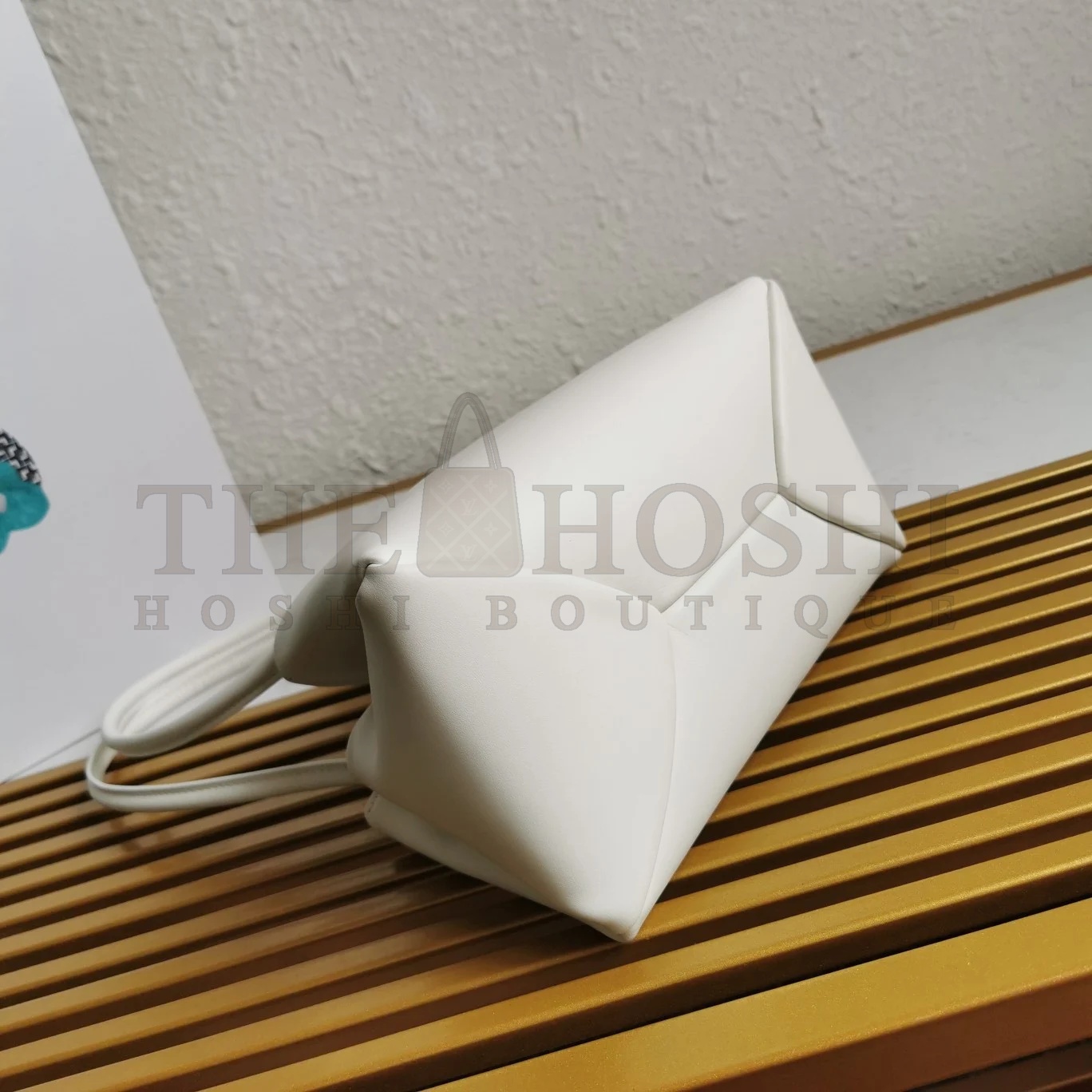 Pra*a S*pernova Small Shoulder Bag In White Calfskin Master Quality