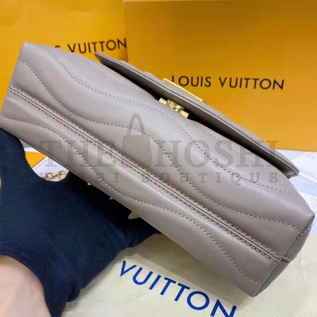 L0vis Vvtt0n LV Women New Wave Chain Bag Handbag Sandy Smooth Cowhide Leather Master Quality