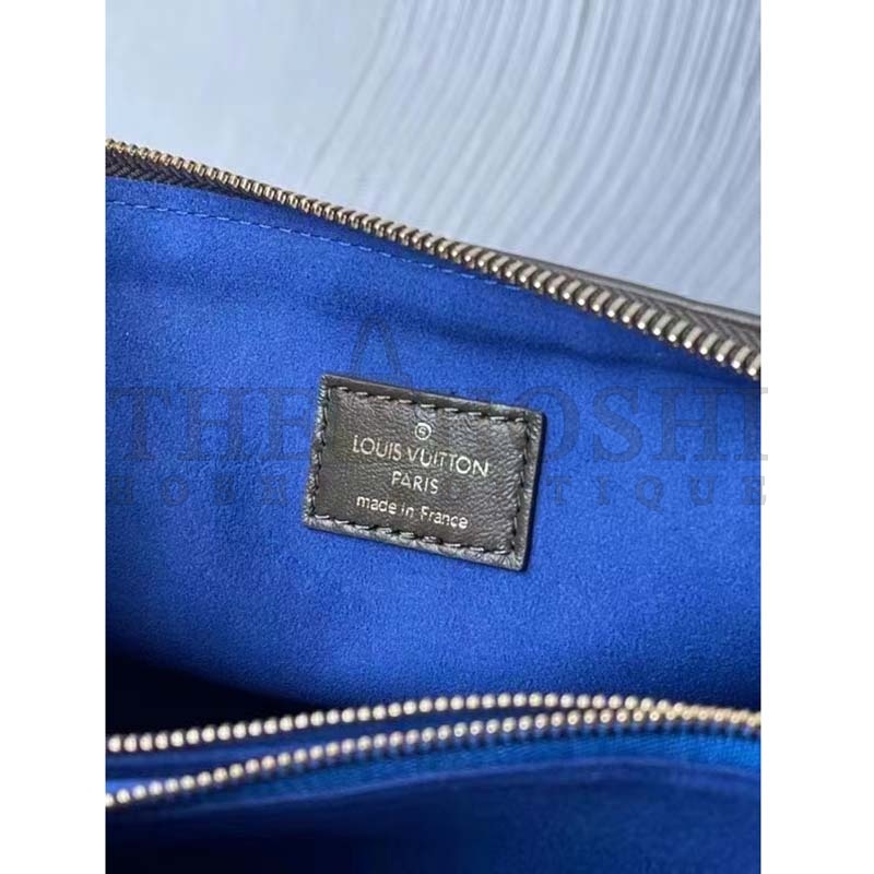 L0vis Vvtt0n LV Women Coussin MM Handbag Khaki Monogram Embossed Puffy Lambskin Master Quality