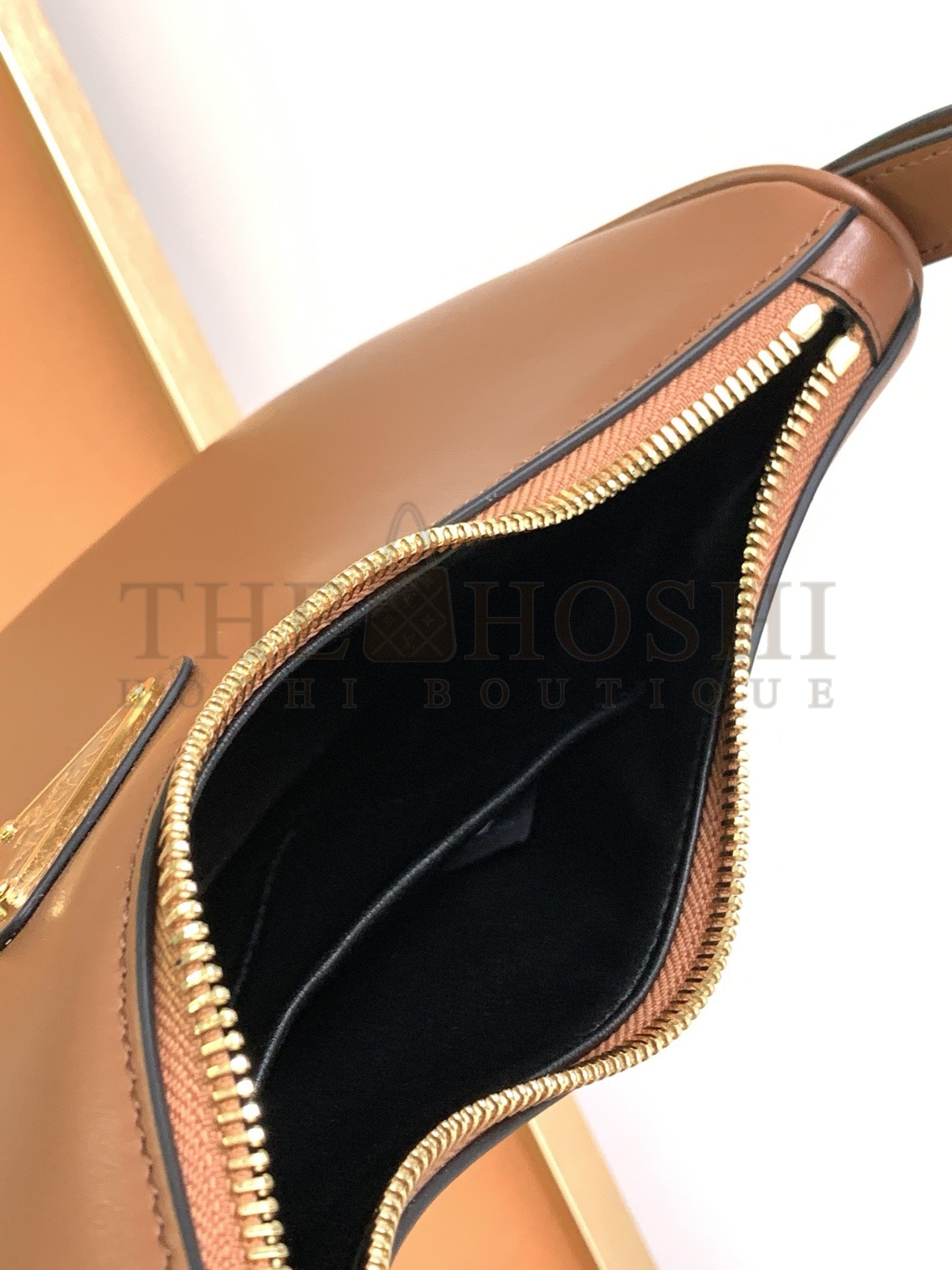 Pra*a Arque Shoulder Bag in Brown Leather Master Quality