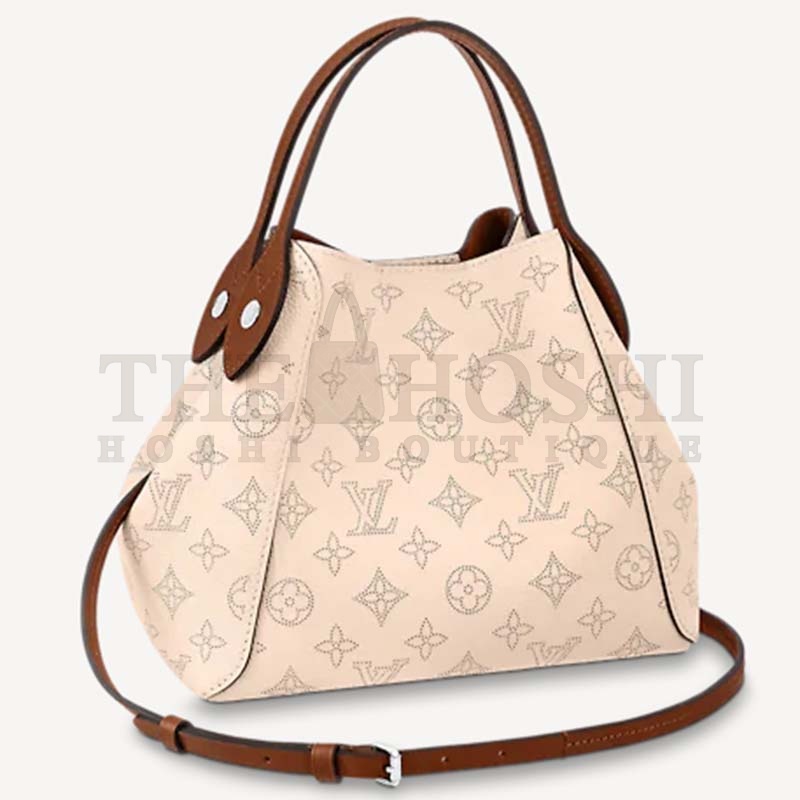 L0vis Vvtt0n LV Women Hina PM Bucket Bag Crème Beige Mahina Perforated Calf Master Quality