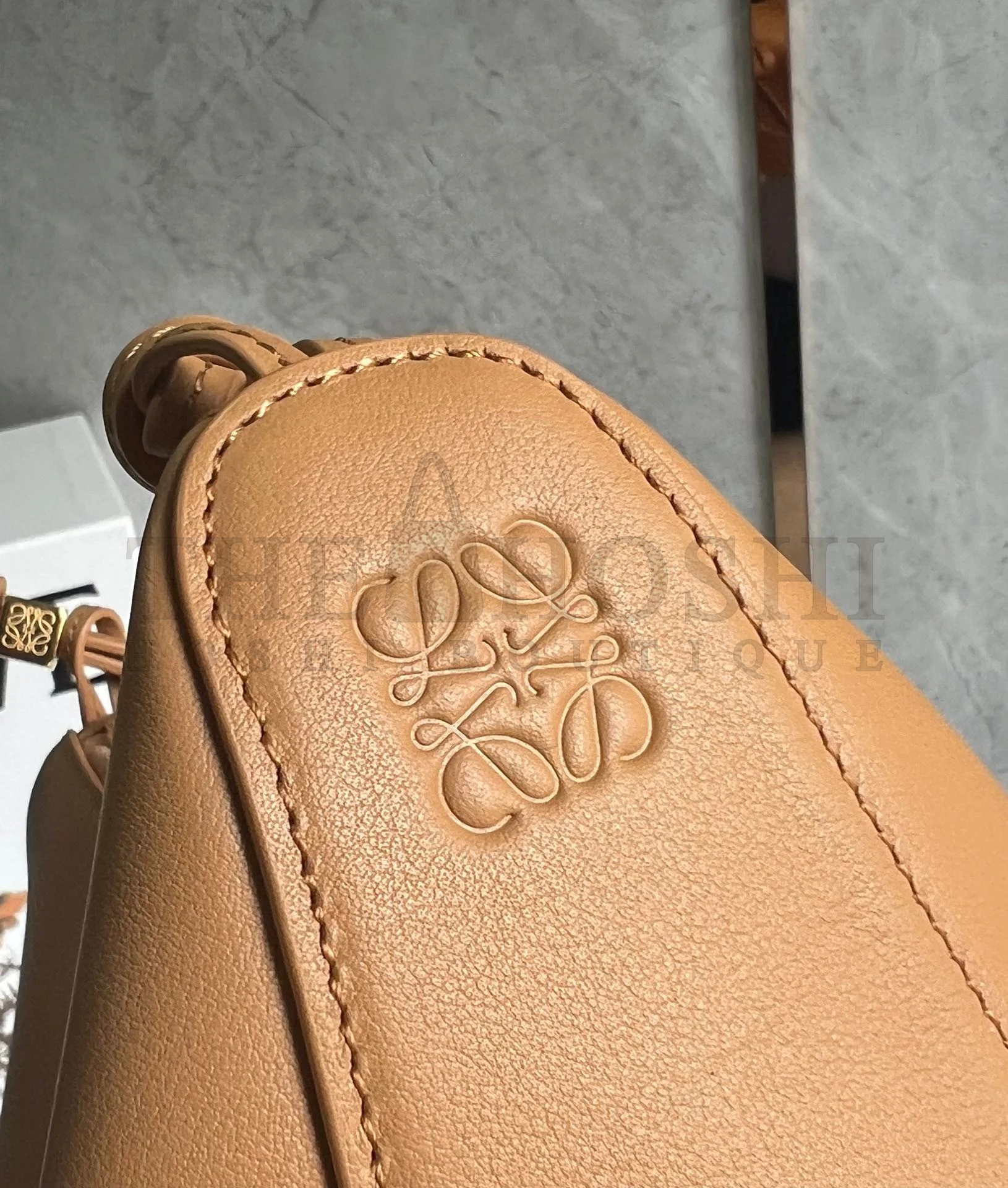 L0ew* Mini Hammock Hobo Bag in Light Brown Calfskin Master Quality