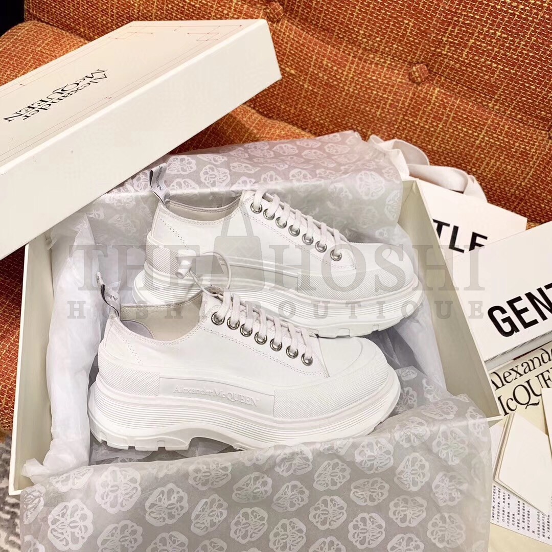 A1exa*der Mcqv*en Women