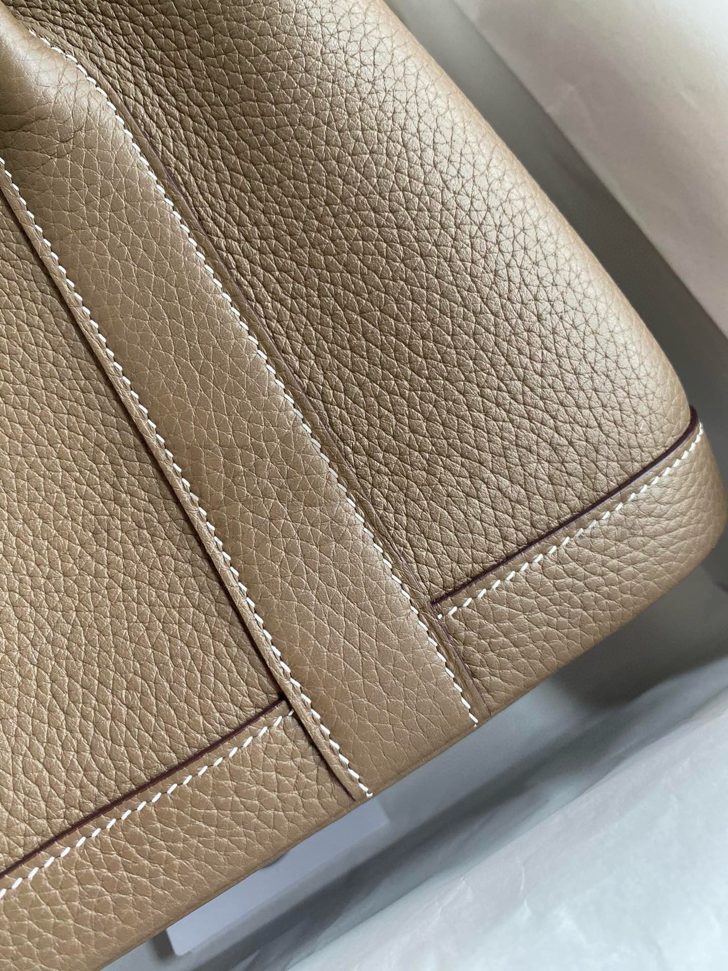 H**me5 Garden Party 30 Handmade Bag in Taupe Clemence Leather Master Quality