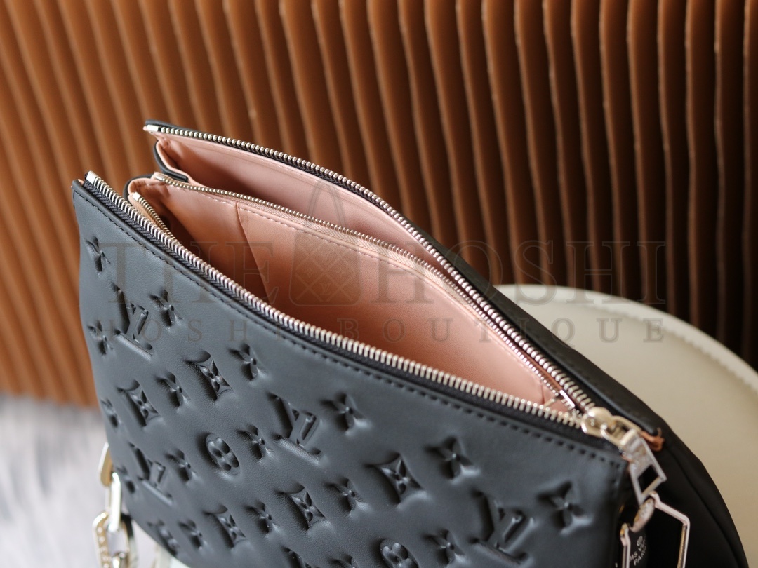 L0vis Vvtt0n LV Women Coussin PM Handbag Black Lambskin Cowhide Leather M23056 size:26x20x12cm Master Quality