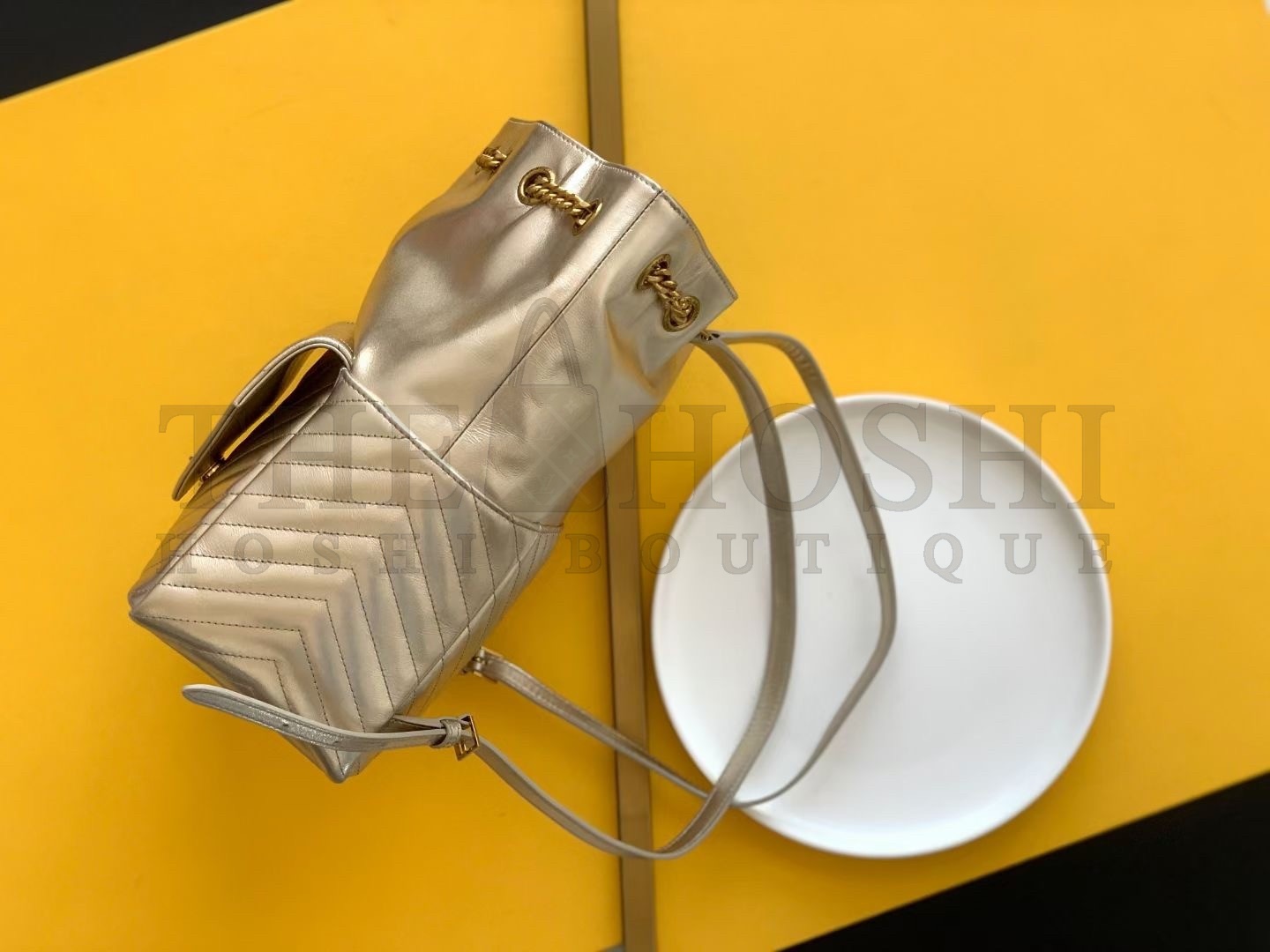 Sa1nt Lau*nt Joe Backpack In Gold Lame Leather Master Quality