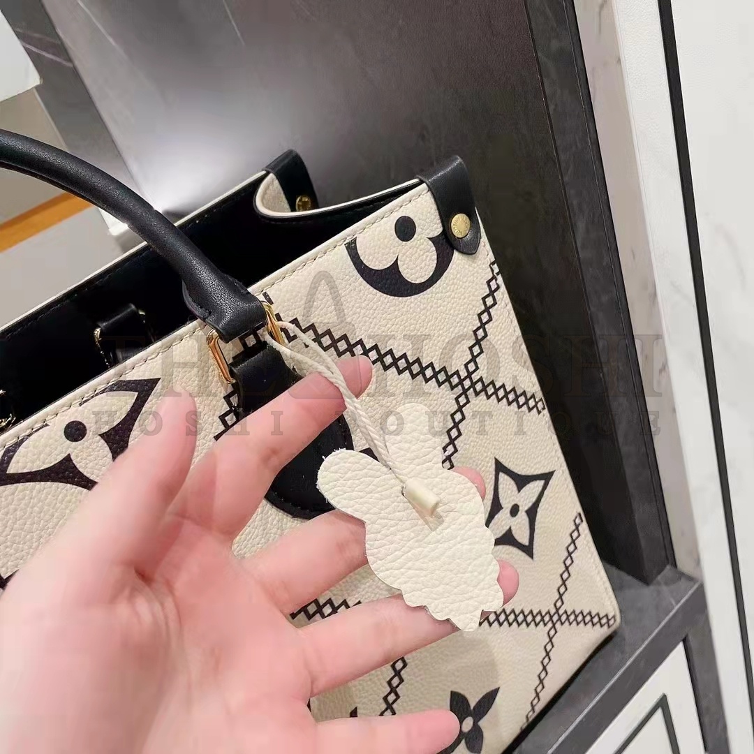 L0vis Vvtt0n LV Women OnTheGo MM Tote Bag Beige Embossed S*pple Grained Cowhide Master Quality