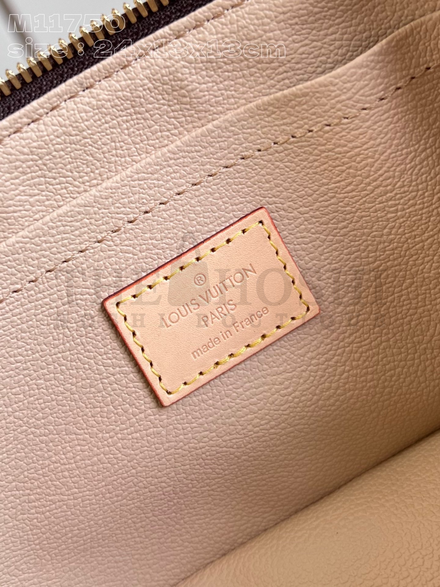 M11750 Toiletry Bag 2 Compartments LV bag 24 x 13 x 13cm Master Quality