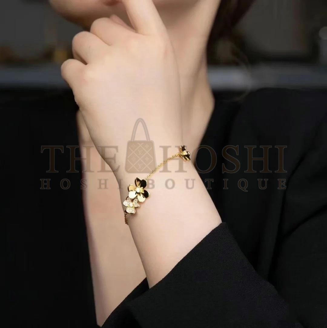 V*n Cl**f & Arpels Gold Flower Bracelet, Frivole bracelet, 5 flowers Master Quality