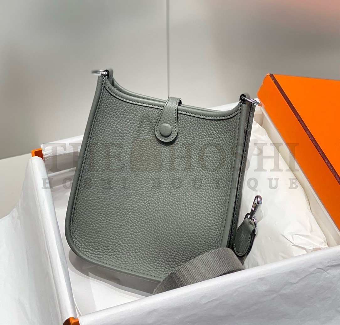H**me5 Evelyne III TPM Bag In Gris Meyer Clemence Leather Master Quality