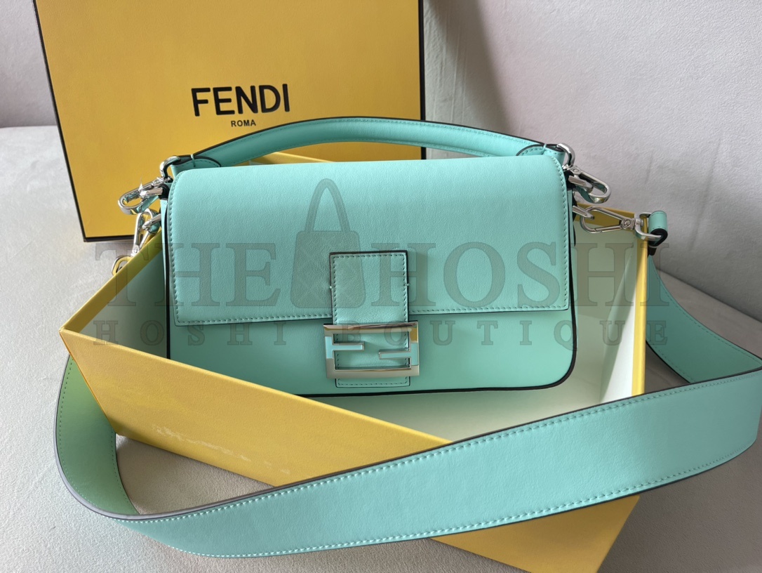 F**di T*f*ny & Co. Re-Edition Baguette bag size: 27*15*6cm Master Quality