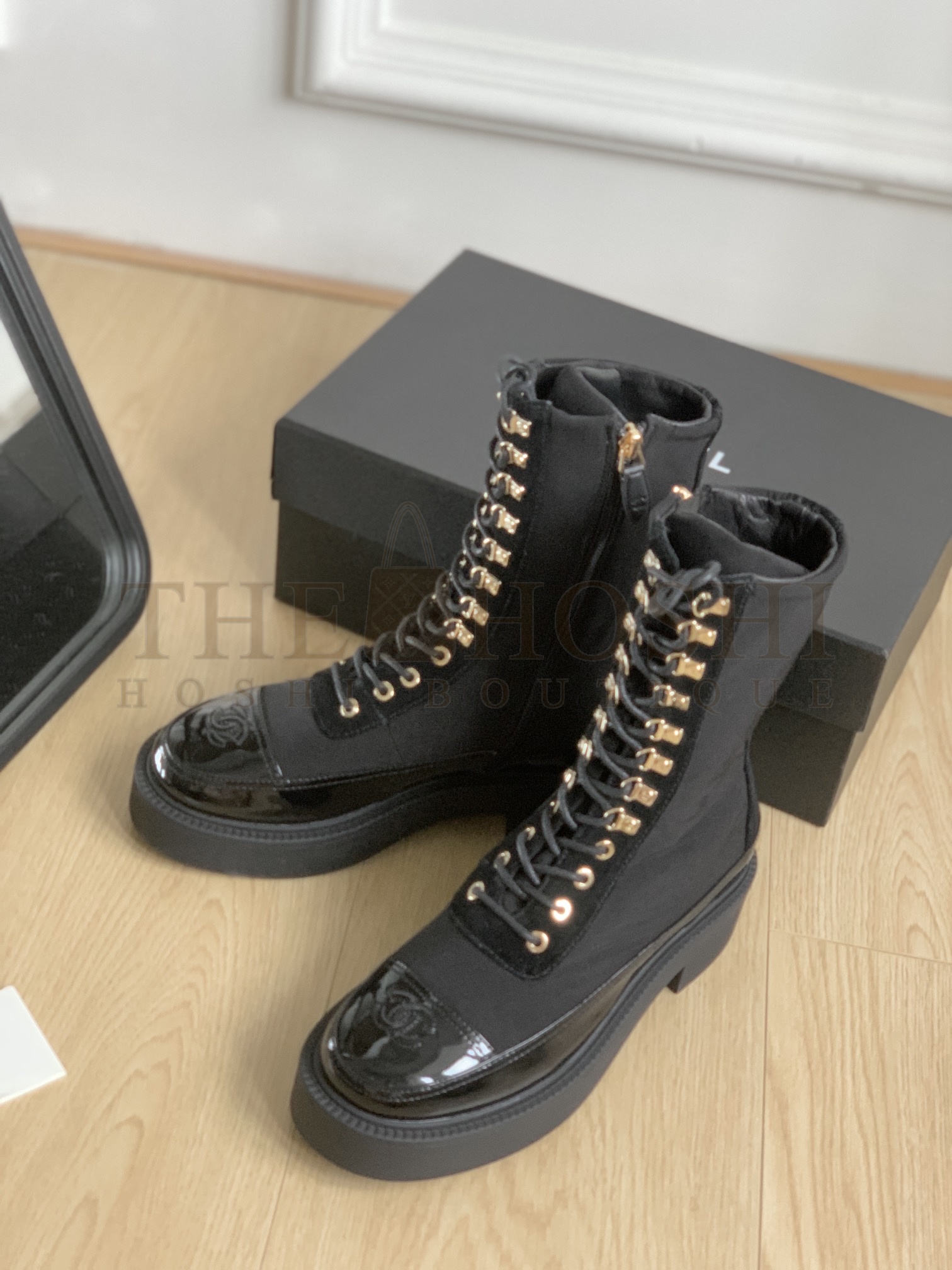 Ch**el BLACK GLOSSY ZIPPER BOOTS WITH GOLD ACCENTS SHOES Master Quality