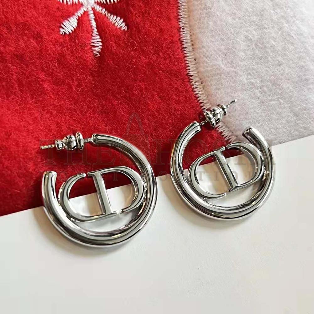D10r Women 30 Montaigne Earrings Silver-Finish Metal Master Quality
