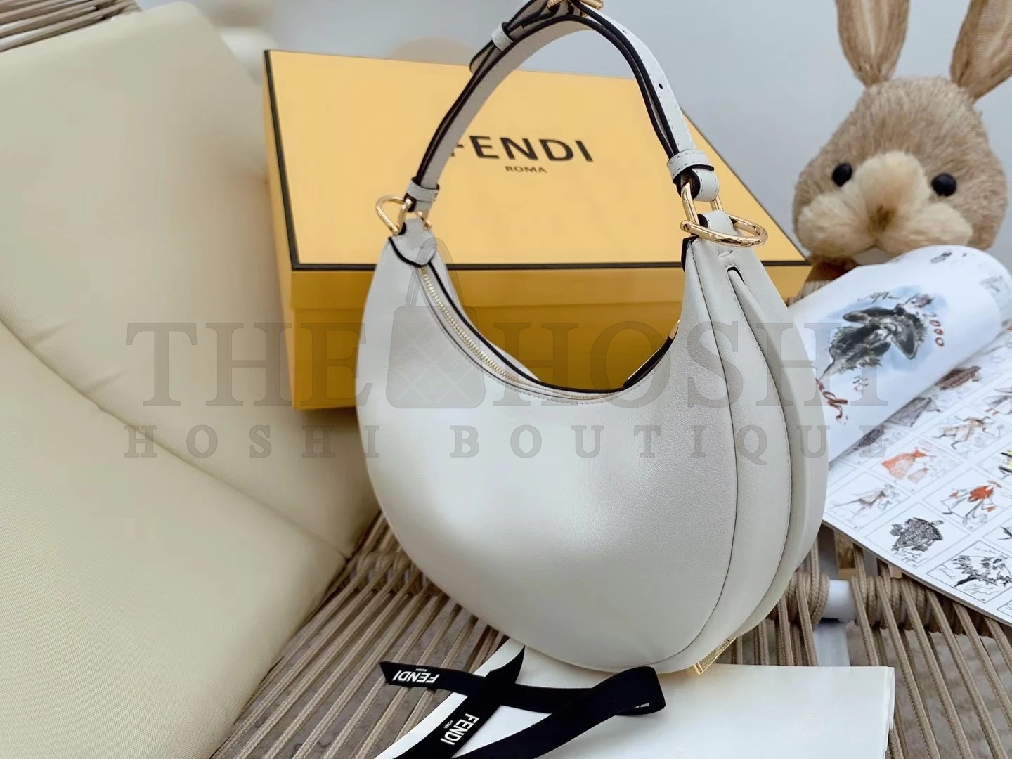 F**di F**digraphy Small Hobo Bag In White Leather Master Quality