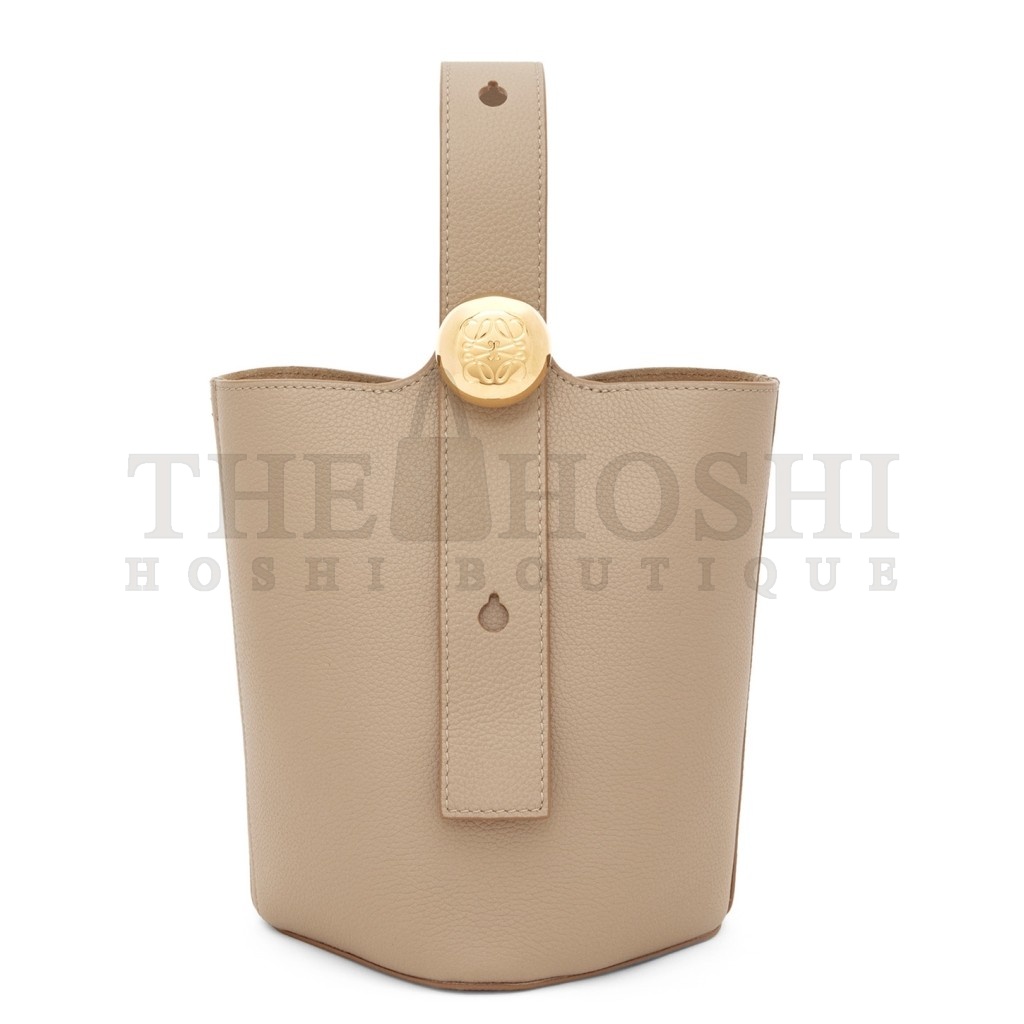 L0ew* Mini Pebble Bucket Bag in Sand Grained Leather Master Quality