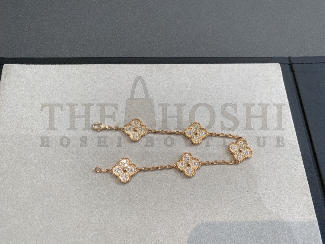 V*n Cl**f & Arpels Full D1am0nd Gold Clover Bracelet,Vintage Alhambra bracelet, 5 motifs Master Quality
