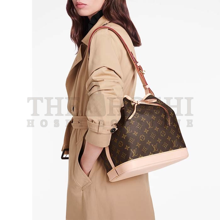 L0vis Vvtt0n LV Women Petit Noé Bucket Bag Monogram Coated Canvas Cowhide Leather Master Quality