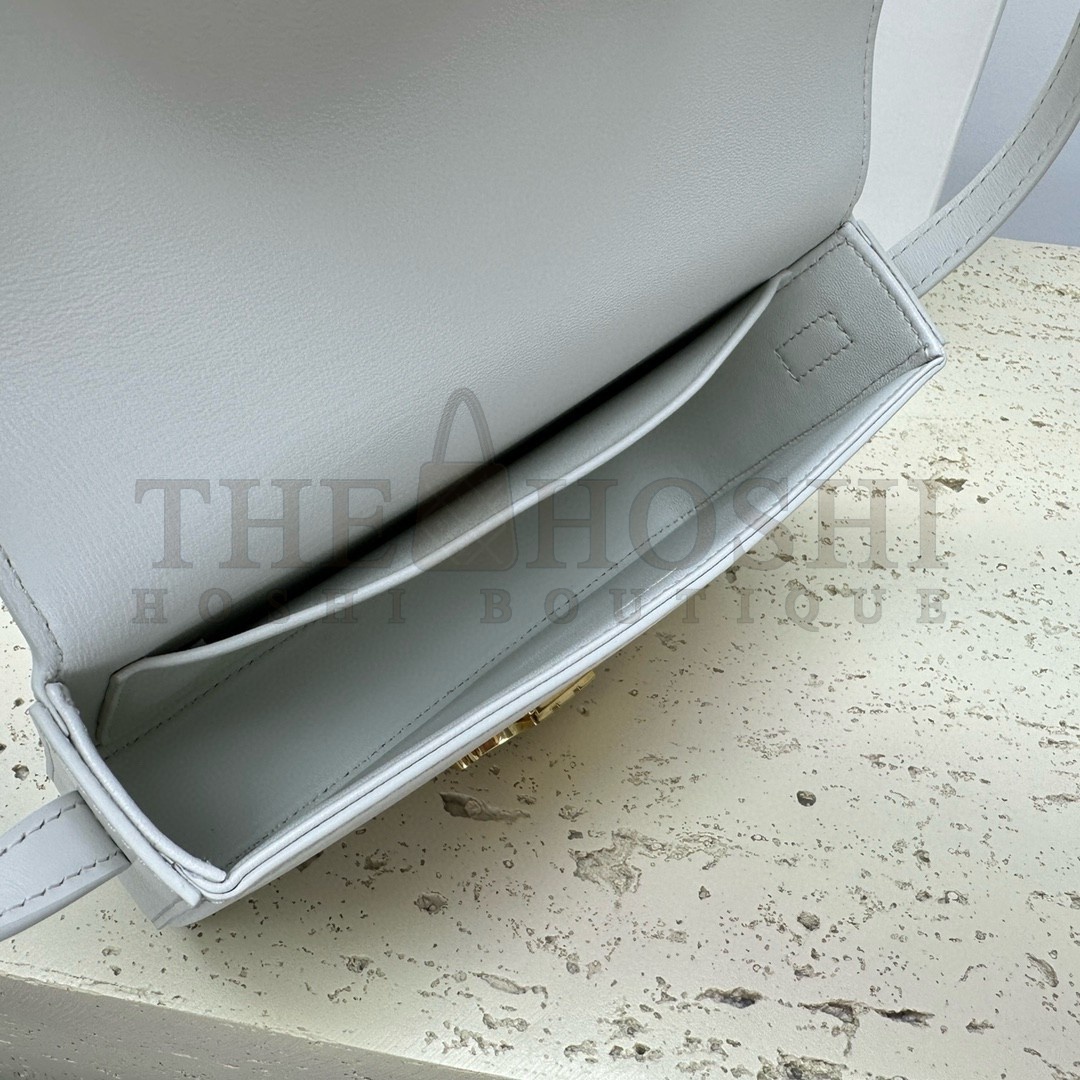 Ce1i*e Claude Shoulder Bag in White Calfskin Master Quality