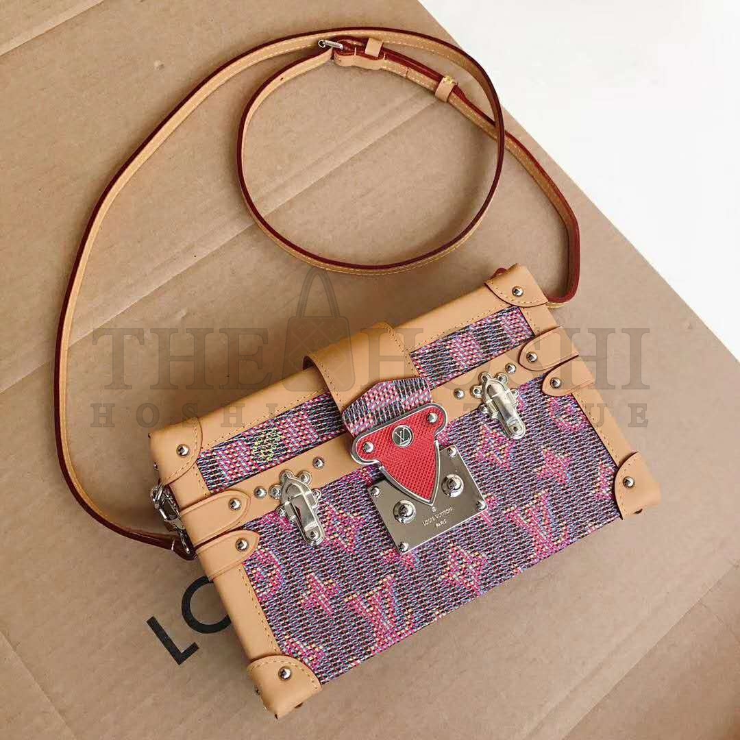 L0vis Vvtt0n LV Women Petite Malle Handbag Monogram LV Pop Print Master Quality