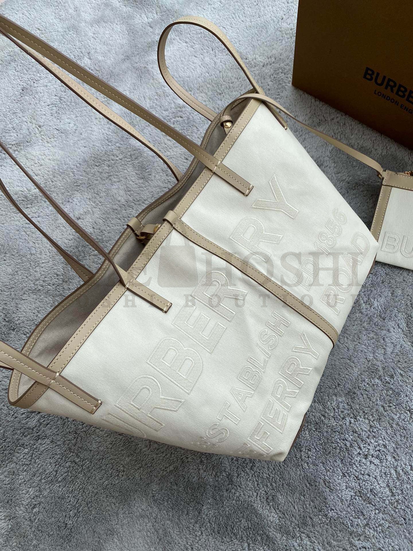 Bv*b*rry tote bag 24 x 30 x 25cm Master Quality