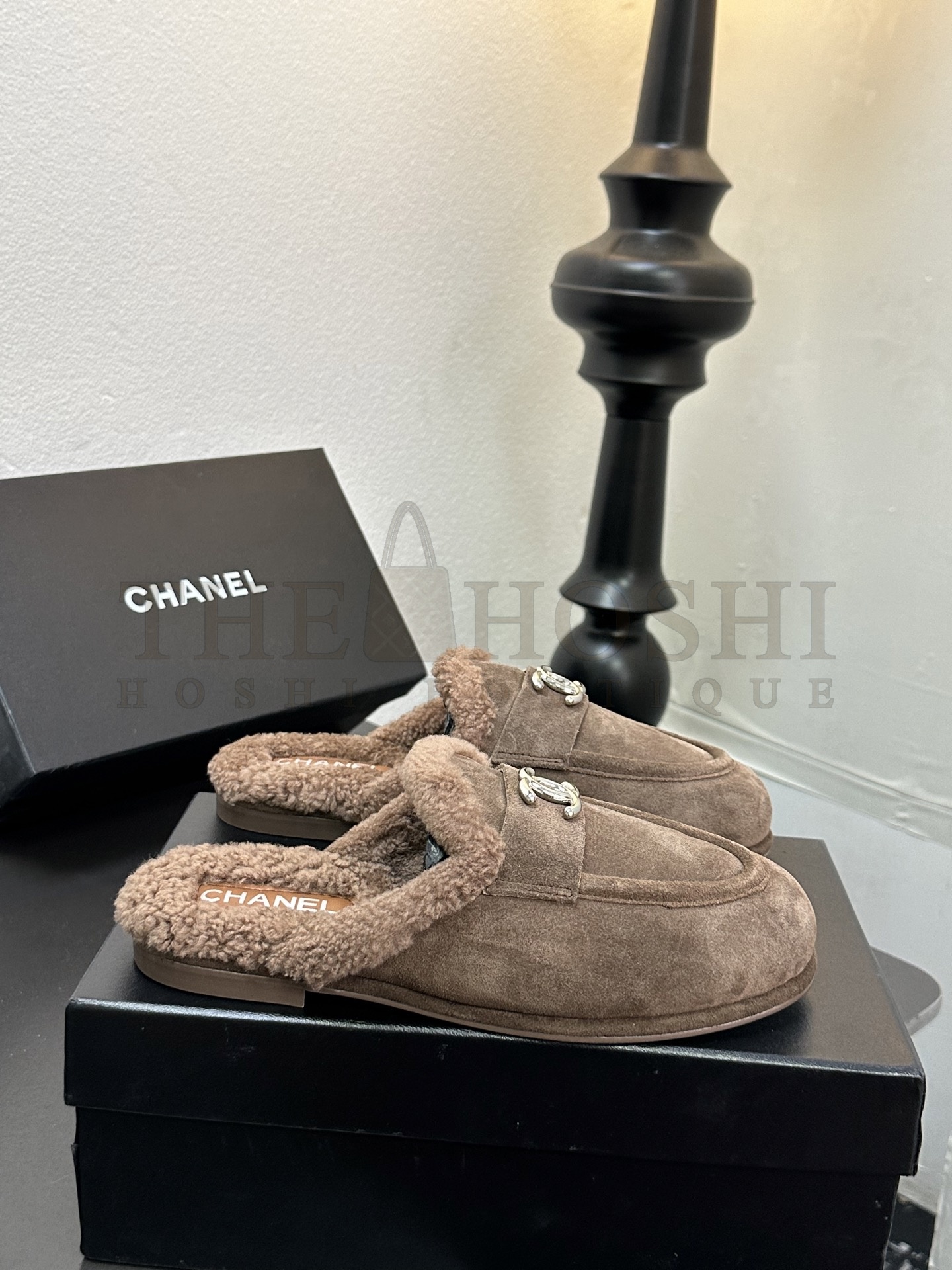 Ch**el CH 25K Fur Mule Slippers Suede Leather Shearling Lined 35-41 Master Quality