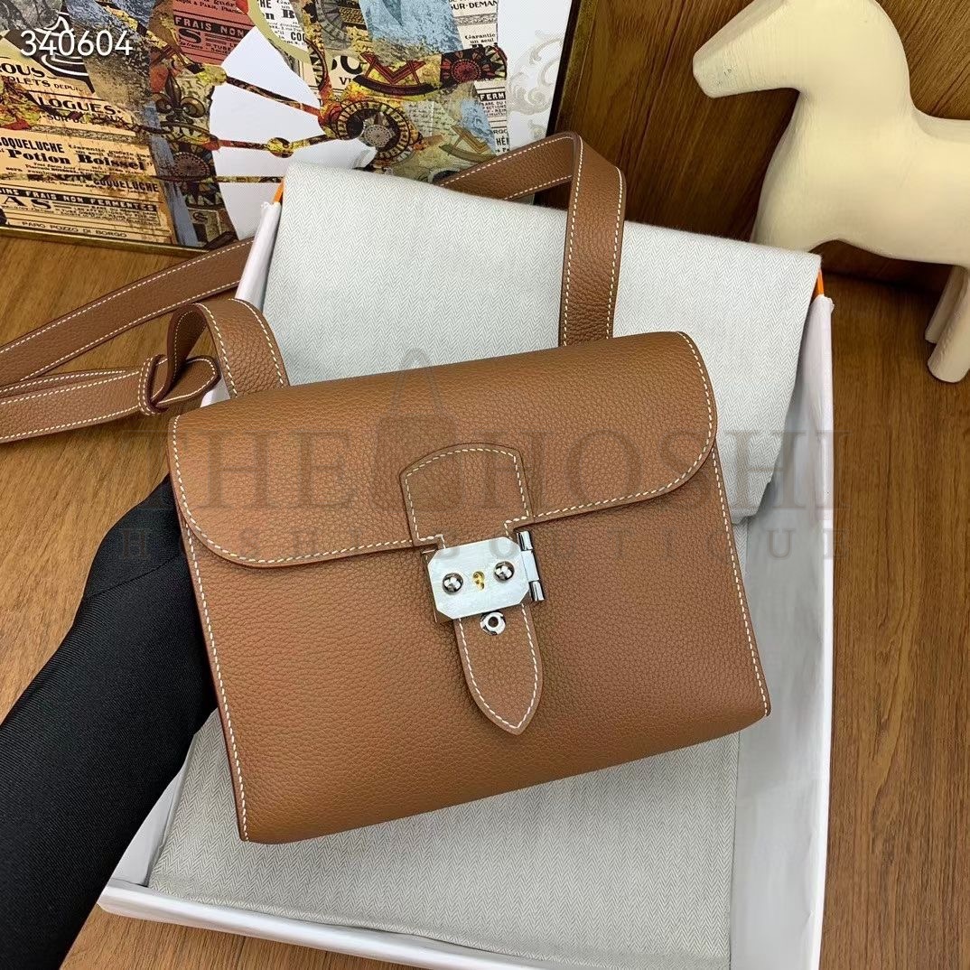 H**me5 H**me5 Sac à Dépêches 21 Shoulder Bag Epsom Leather Palladium Hardware 37 Gold Unisex Master Quality