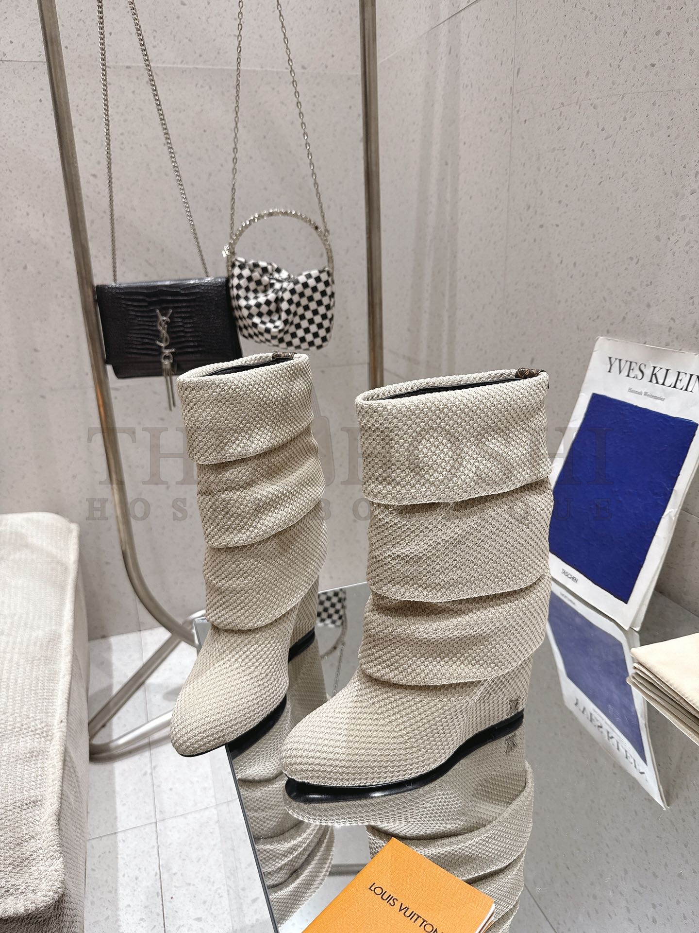 L0vis Vvtt0n LV x Pharrell Williams Summer 2025 Crystal Knit High Heel Boots 9cm Master Quality