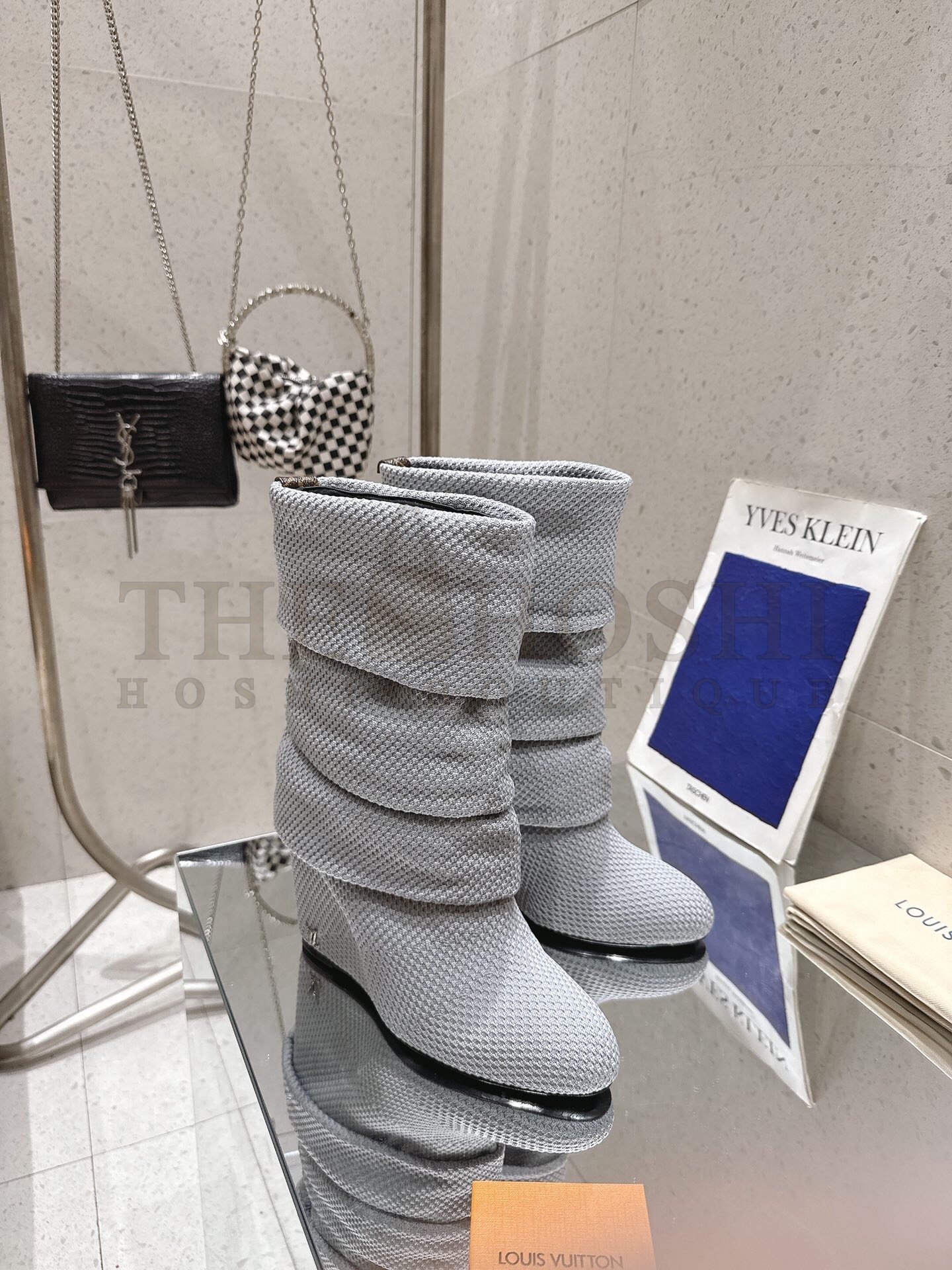 L0vis Vvtt0n LV x Pharrell Williams Summer 2025 Crystal Knit High Heel Boots 9cm Master Quality