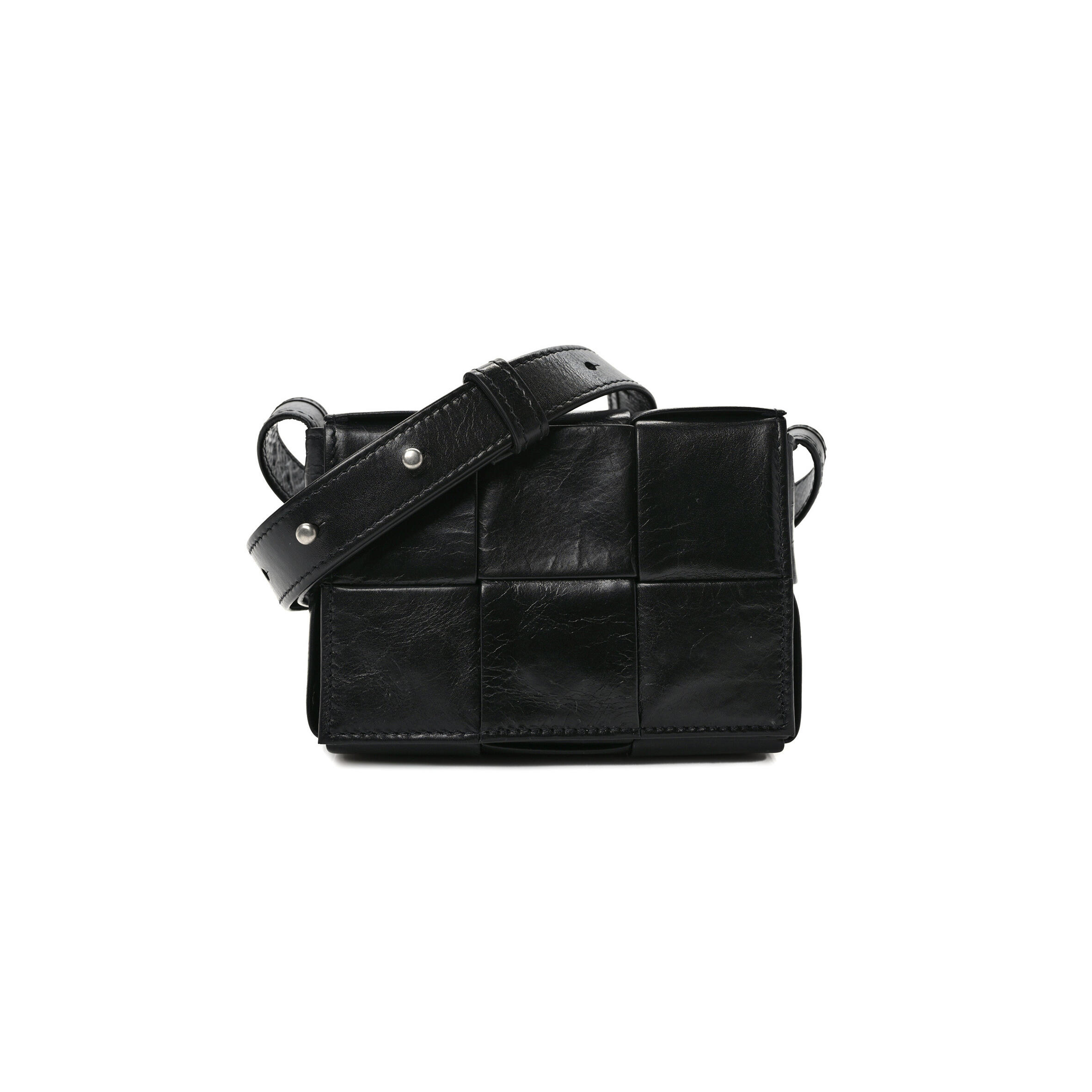 B0tt*ga Ven*ta PAPER CALFSKIN MAXI INTRECCIO EXTRA MINI CASSETTE CROSSBODY BAG BLACK (13*9*5cm) Master Quality