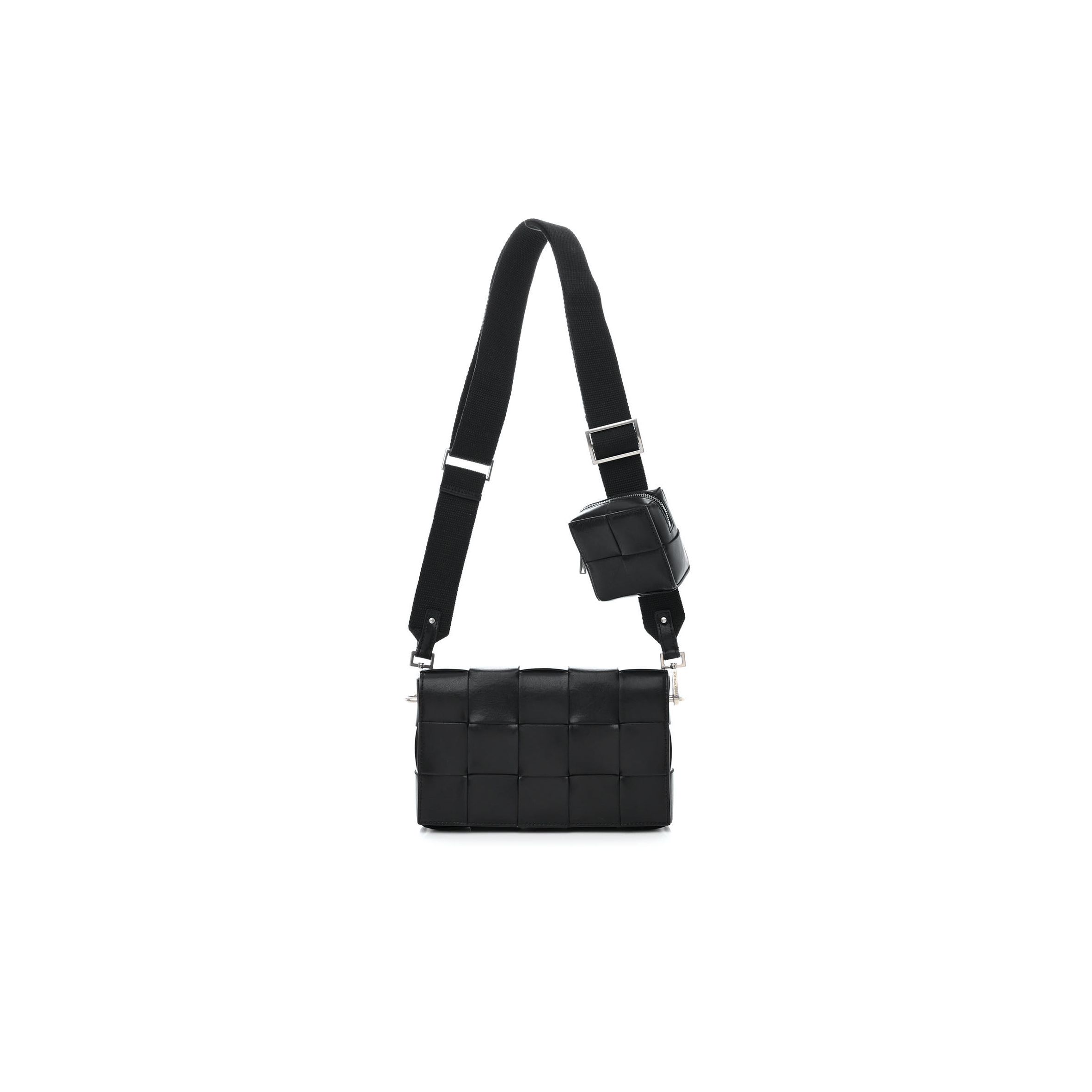 B0tt*ga Ven*ta CALFSKIN MAXI INTRECCIO CASSETTE WITH STRAP BAG BLACK  (23*15*5.5cm) Master Quality