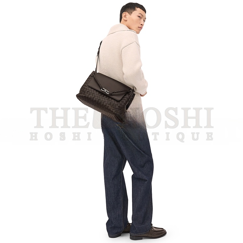 B0tt*ga Ven*ta MEDIUM ANDIAMO MESSENGER 807715V2HLD2364 (37*26*13cm) Master Quality