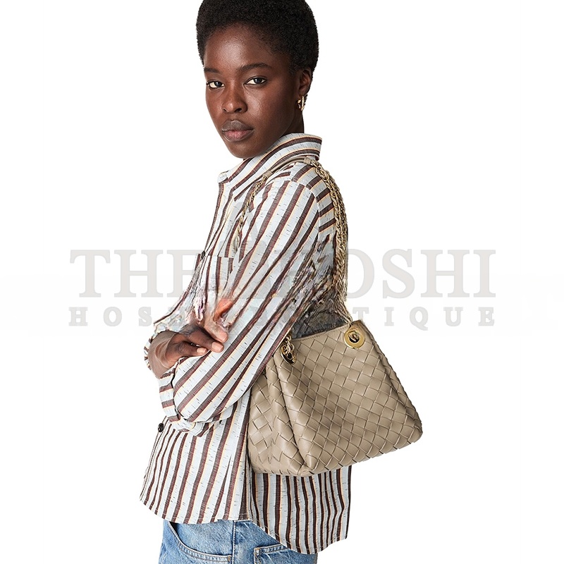 B0tt*ga Ven*ta SMALL PARACHUTE CHAIN 817175V4SC52819 (23*19.5*17.5cm) Master Quality