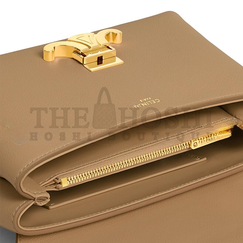 Ce1i*e TEEN NINO BAG IN S*pPLE GRAINED CALFSKIN 118113FXK.18AE (20.5*13*8cm) Master Quality