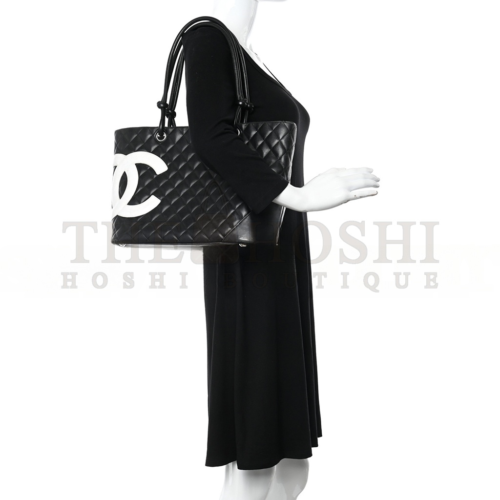 Ch**el CALFSKIN QUILTED LARGE CAMBON TOTE BLACK WHITE (30*25*15cm) Master Quality