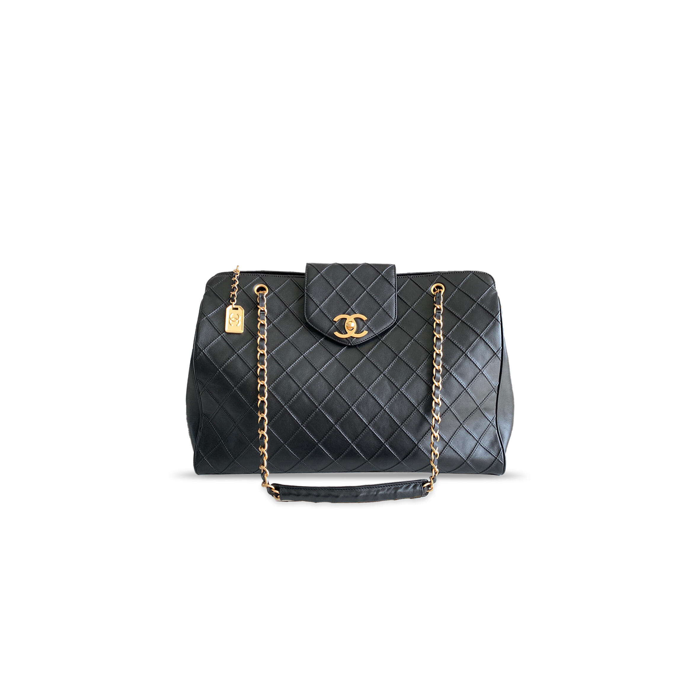 Ch**el BLACK CALFSKIN QUILTED LEATHER OVERNIGHT BAG WITH GOLD HARDWARE 1615276 (43*33*18cm) Master Quality