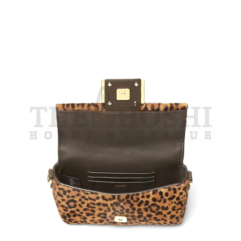 F**di BAGUETTE MINI PRINTED CAVALLINO CALFSKIN BAG 8BS017AYDYF0A6E (20*13*5cm) Master Quality