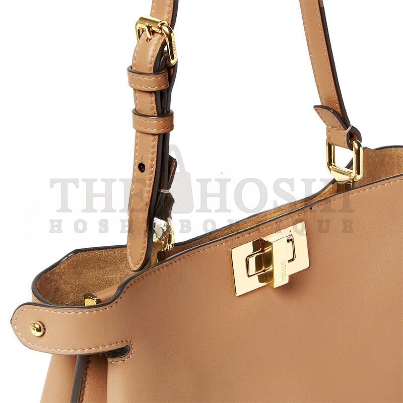 F**di PEEKABOO SOFT SMALL 8BN365AOVHF19P8 (29*19*12cm) Master Quality