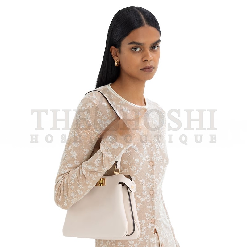 F**di PEEKABOO SOFT SMALL 8BN365AOVHF0VWM (29*19*12cm) Master Quality