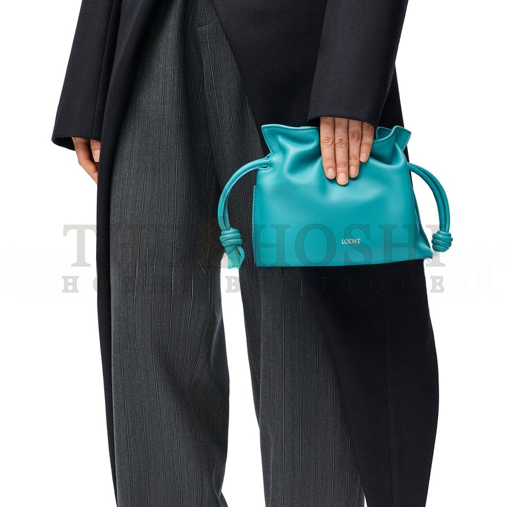 L0ew* MINI FLAMENCO CLUTCH IN NAPPA CALFSKIN 0011182128 (23.9*18*9cm) Master Quality