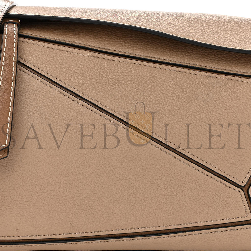 L0ew* GRAINED CALFSKIN SMALL PUZZLE BAG SAND MINK (24*16.5*10.5cm) Master Quality