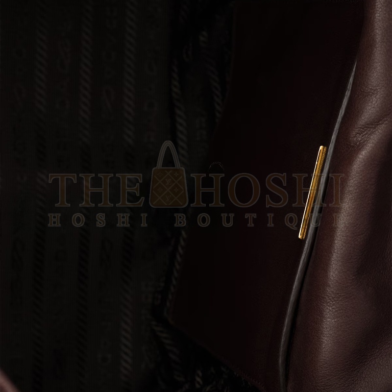 Pra*a EXPLORE MEDIUM NAPPA LEATHER BACKPACK 1BZ080 (29*27*12.5cm) Master Quality