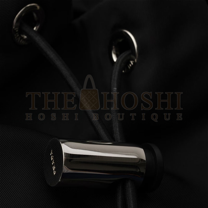 Pra*a EXPLORE RE-NYLON GLOSSY LEATHER BACKPACK 2VZ118 (39*37*20cm) Master Quality