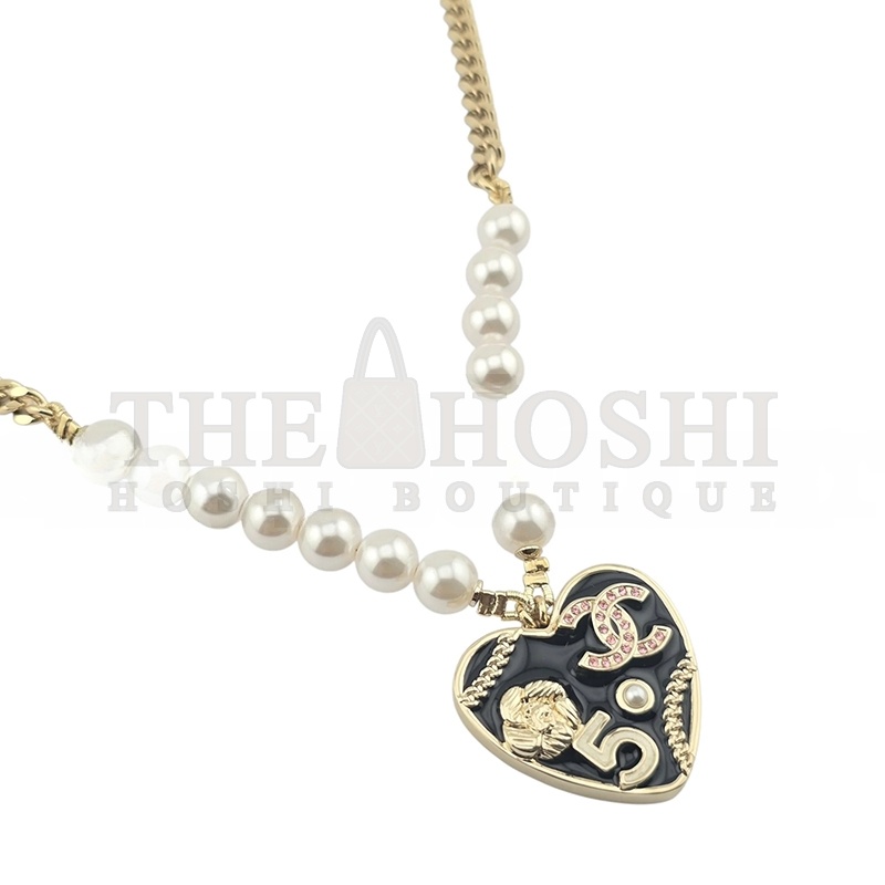 Ch**el CC BLACK ENAMEL HEART NECKLACE Master Quality