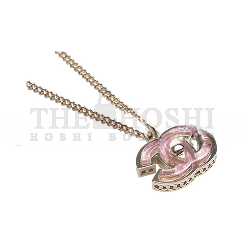 Ch**el CLASSIC PINK DOUBLE C LOGO METAL SPIRAL EMBOSSED NECKLACE Master Quality